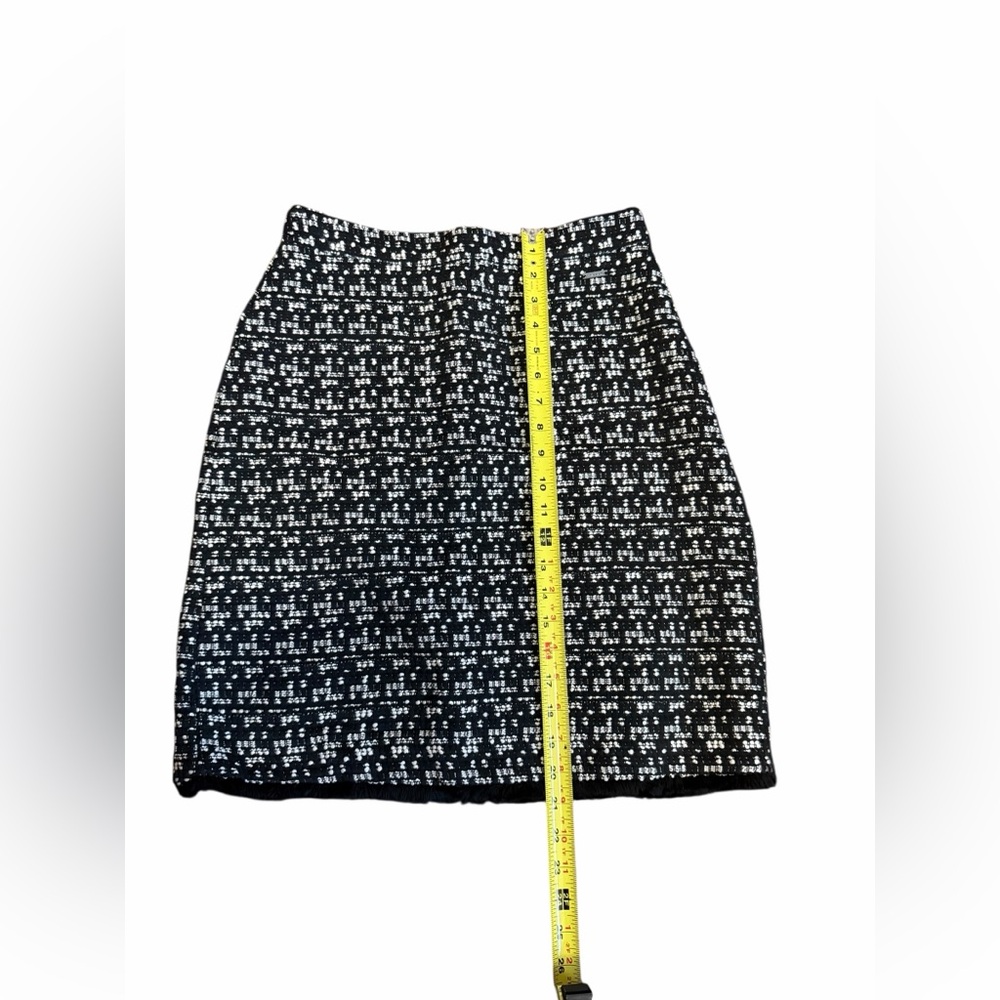 Elie Tahari Black White Bouclé Tweed Mini Skirt Women’s Size 6 Lined Chic - Picture 4 of 6